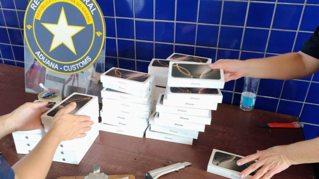 Apreensão de iPhones na Ponte da Amizade